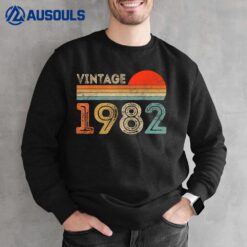 40 Year Old Gift Vintage 1982 Made In 1982 40th Birthday Sweatshirt