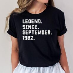 40 Years Old Gift Legend Since September 1982 40th Birthday T-Shirt