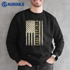 40 Years Old Gifts Vintage 1982 American Flag 40th Birthday Sweatshirt