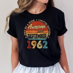 60 Year Old Gifts Awesome Since September 1962 60th Birthday T-Shirt