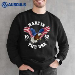 61 Year Old Patriotic Eagle USA Flag 1962 61st Birthday Sweatshirt