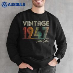 76 Years Old Vintage 1947 76th Birthday Gifts Women Men Sweatshirt