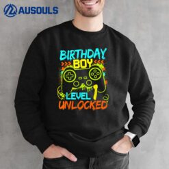 Birthday Boys Level 1 Unlocked Video Gamer Sweatshirt