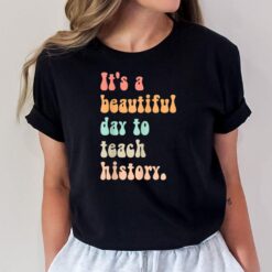 Cute Back To School Retro Social Studies Teacher T-Shirt