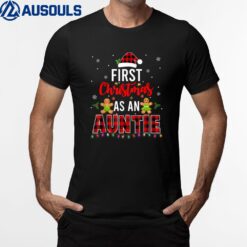 First Christmas As An Auntie Pregnancy Announcement Plaid T-Shirt