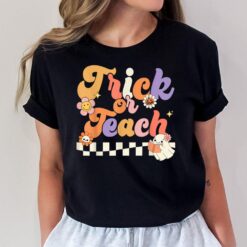 Halloween Trick or Teach Retro Groovy Teacher Hippie Ghost T-Shirt