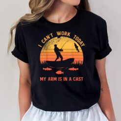 I Can't Work Today My Arm Is In Cast Vintage Fishing Men T-Shirt