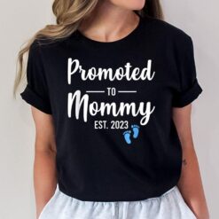 Mommy est 2023 Promoted To Mommy 2023 T-Shirt