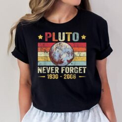 Never Forget Pluto Retro Vintage Funny Space Science T-Shirt