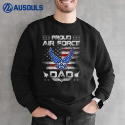 Proud Air Force Dad Veteran Vintage USA Flag Veterans Day Sweatshirt