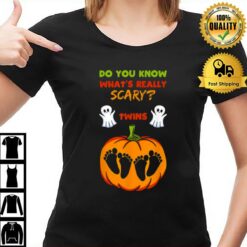 Pumpkin Do You Know What'S Really Scary Twins Halloween T-Shirt