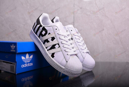 Adidas Superstar SUPERSTAR Core Black / Cloud White Shoes Sneakers