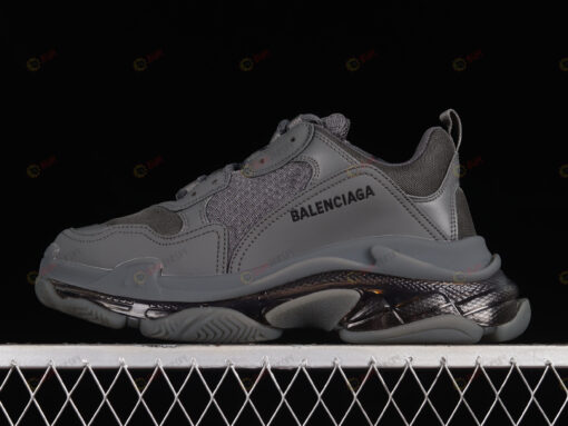 Balenciaga Triple S Clear Sole Shoes Sneakers - Dark grey