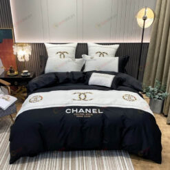 Chanel CC Logo Satin Cotton Bedding Set In Black/White