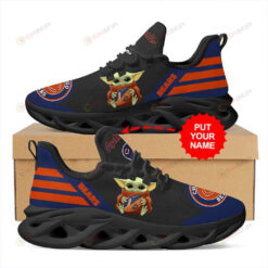 Chicago Bears Baby Yoda Hug Logo Custom Name Pattern 3D Max Soul Sneaker Shoes