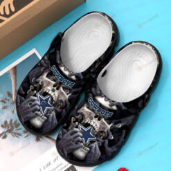 Dallas Cowboys Skull Pattern Crocs Classic Clogs Shoes In Black - AOP Clog
