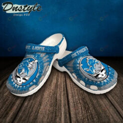 Detroit Lions Skull Pattern Crocs Classic Clogs Shoes In Blue & Grey - AOP Clog