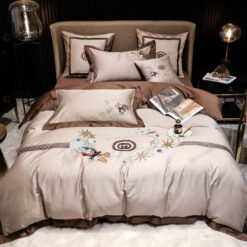 Gucci Disney Donald Long-Staple Cotton Bedding Set In Beige/Brown