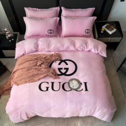 Gucci GG Double Sided Crystal Velvet Bedding Set In Pink
