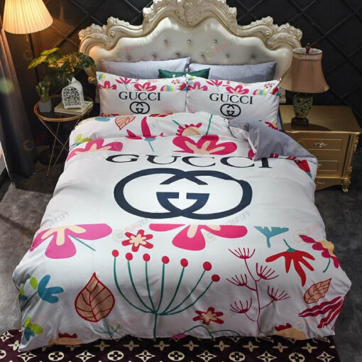 Gucci GG Flower Pattern Bedding Set In White