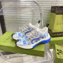 Gucci Run Shoes Sneakers In White And Blue