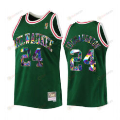 Milwaukee Bucks Pat Connaughton 24 Green 75th Diamond Badge Men Jersey Throwback