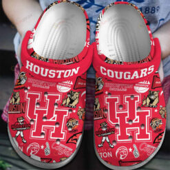 NCAA Houston Cougars Logo Mascot Red Unique Pattern Crocband Clog Comfortable Water Shoes - AOP Clog