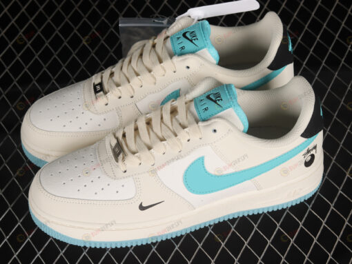 Nike Air Force 1'07 Low Shoes Sneakers