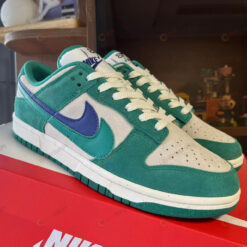 Nike Dunk Low SE '85' Shoes Sneakers