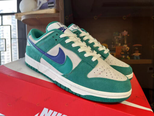 Nike Dunk Low SE '85' Shoes Sneakers