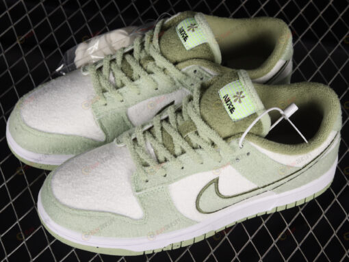 Nike Dunk Low SE Fleece Pack Honeydew Shoes Sneakers