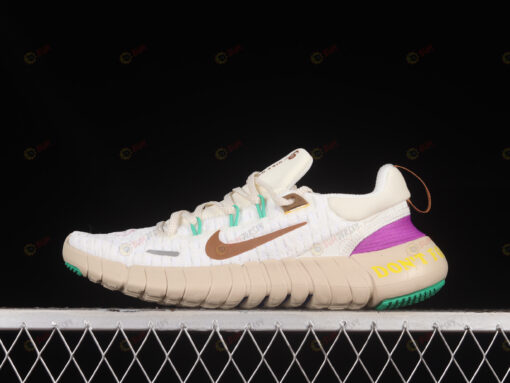 Nike Free Run 5.0 Next Nature Sail/Fuchsia Dream/Sand Drift Shoes Sneakers