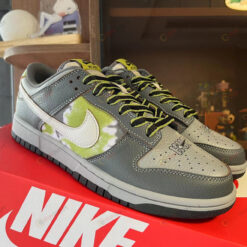 Nike HUF x Dunk Low SB 'Wait