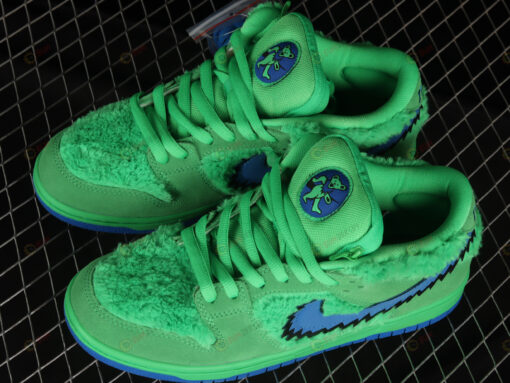 Nike SB Dunk Low Grateful Dead Bears Green Shoes Sneakers