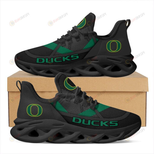 Oregon Ducks Logo Green Stripe Pattern 3D Max Soul Sneaker Shoes In Black