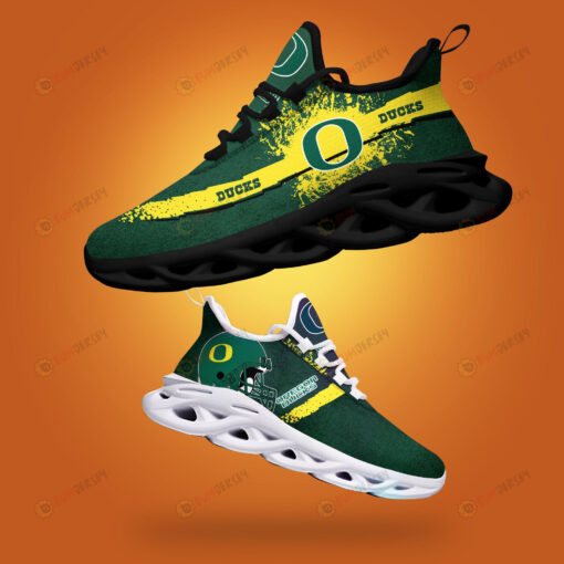 Oregon Ducks Logo Helmet And Splatter Pattern 3D Max Soul Sneaker Shoes