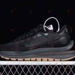 Sacai x Nike Vaporwaffle Black Gum Shoes Sneakers