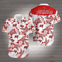 Tampa Bay Buccaneers Flower & Leaf Pattern Curved Hawaiian Shirt In Red & White