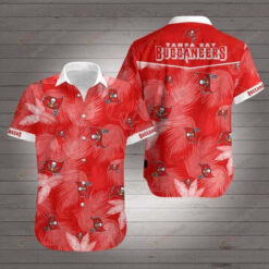 Tampa Bay Buccaneers Leaf & Stickers Pattern Curved Hawaiian Shirt Red