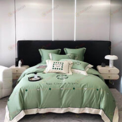 Van Cleef & Arpels Logo Long-Staple Cotton Bedding Set In Green