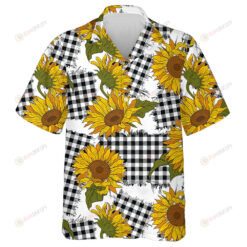 Vintage Farmhouse Bright Sunflower Flowers On Checkered Patches Hawaiian Shirt