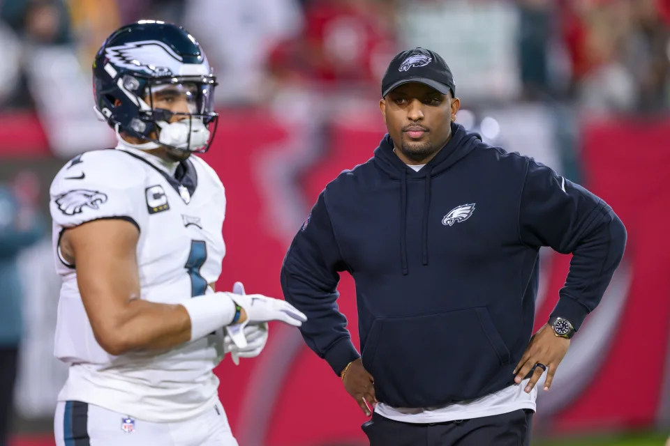 Eagles Seek Offensive Overhaul: Nick Sirianni's Vision for Jalen Hurts