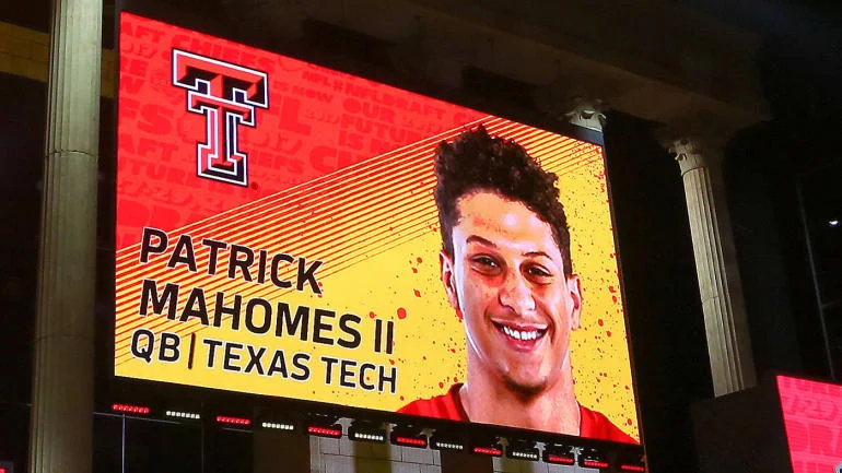 The Missed Opportunity: Coaches' Surprising Reactions to Patrick Mahomes' 2017 Draft Selection
