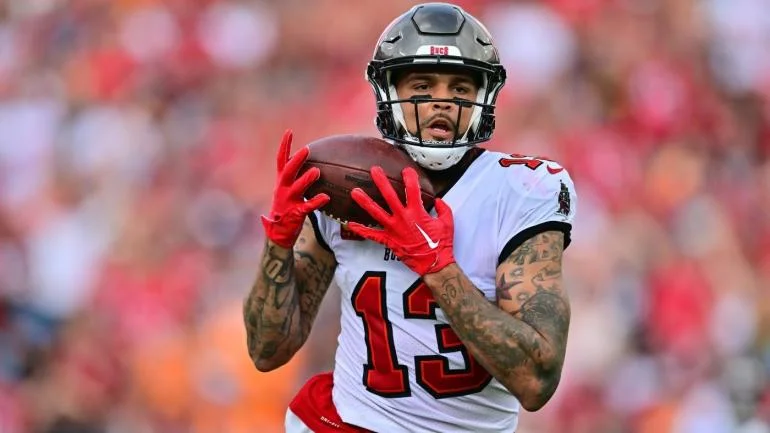 Potential Landing Spots for Mike Evans: Five Logical Suitors as Free Agency Looms